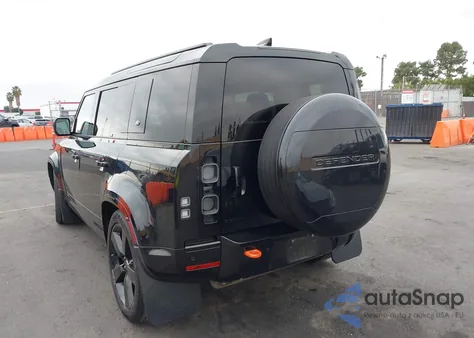 2023 Land Rover Defender 110 X z USA, uszkodzony, nr VIN SALEX7EU6P2219008